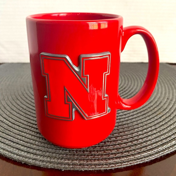 Huskers Nebraska Cornhuskers Football Coffee Mug 3D Raised Logo Gray Red - Picture 1 of 3